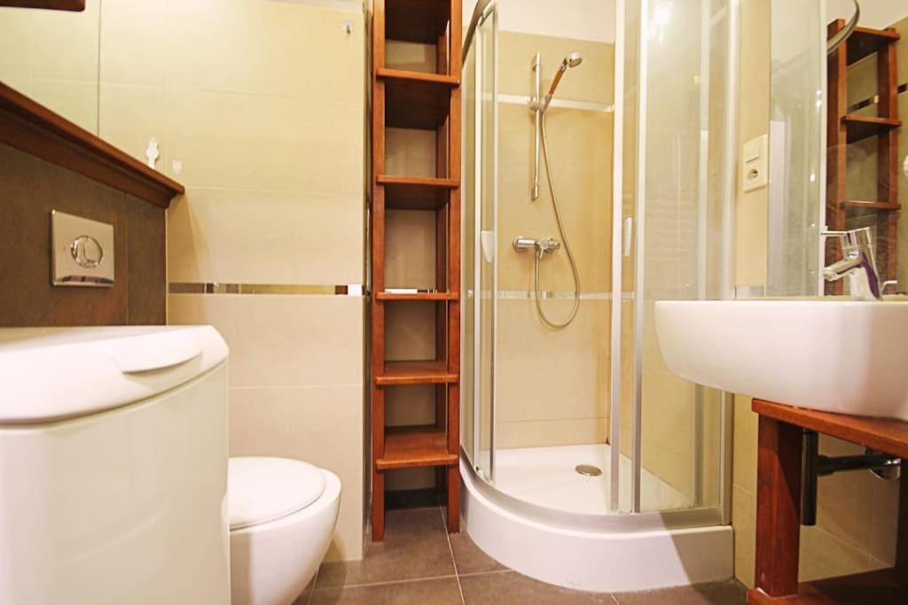 Parkowy Apartament Apartment Wroclaw Bagian luar foto
